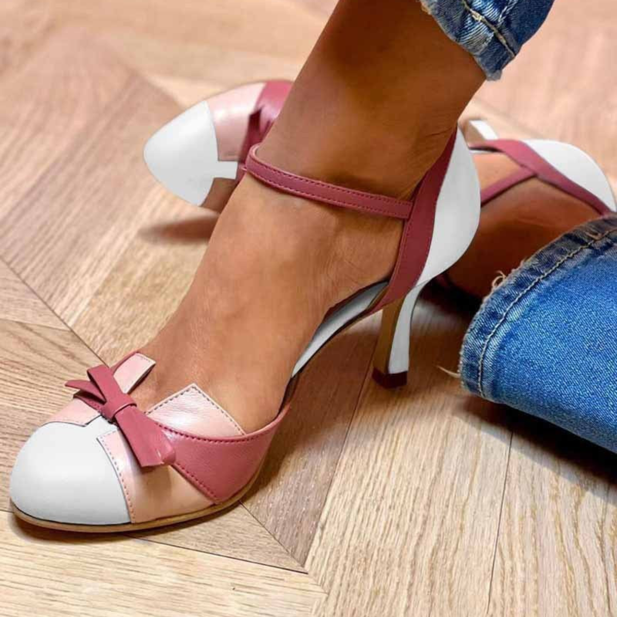 Tabitha two-tone bow heels in Blush Pink
