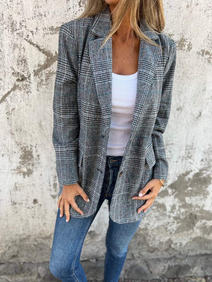 Cecilia | Women's Vittoria Revers Blazer