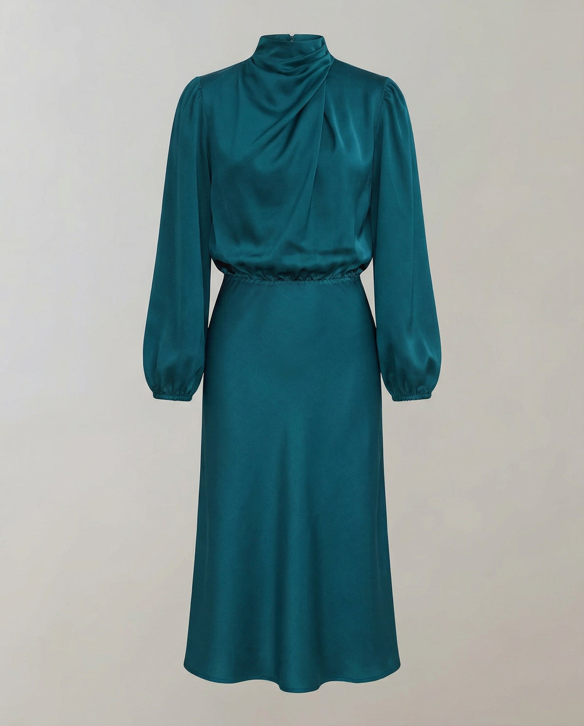 Zora | Elegant Luminous Long-Sleeve Satin Dress