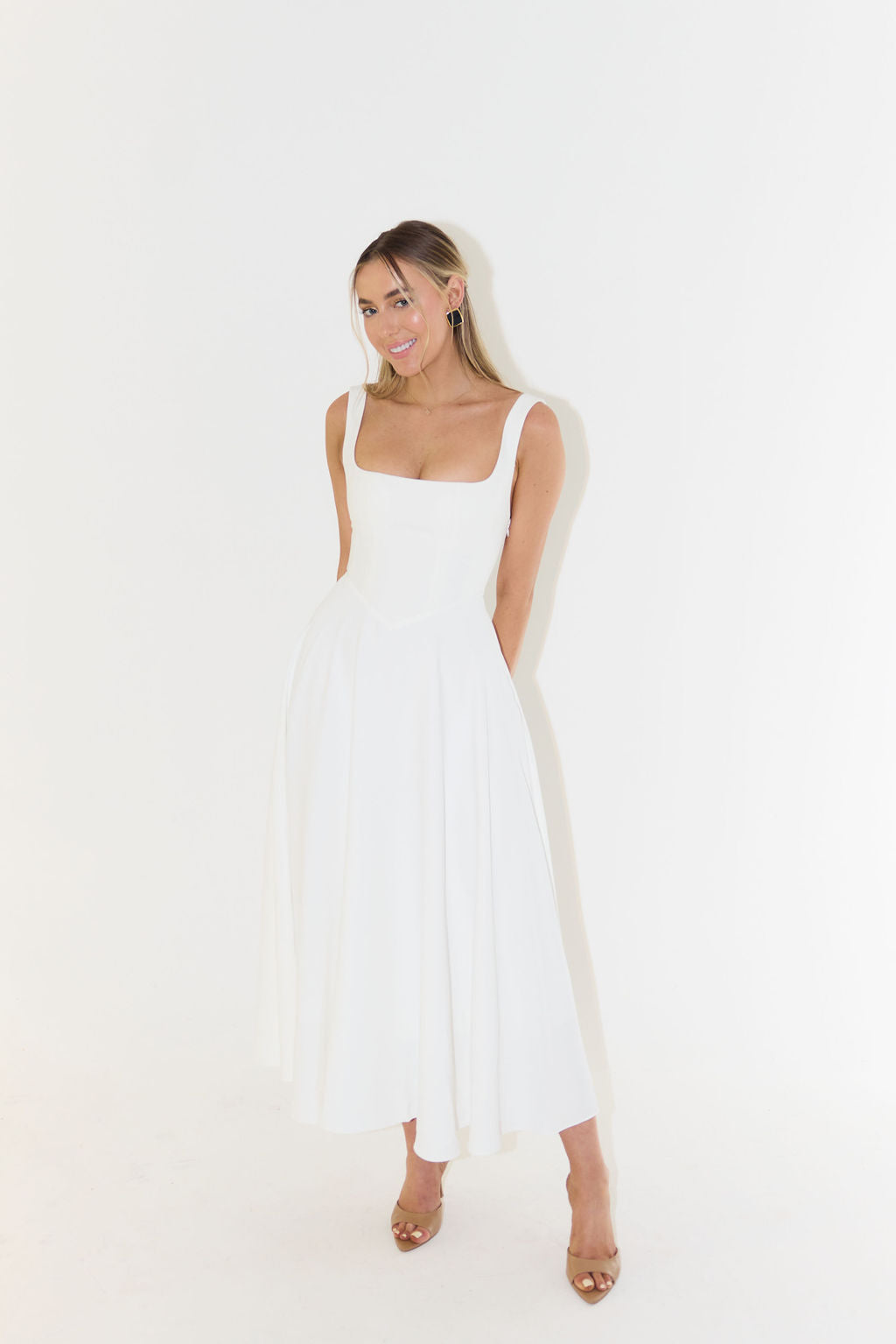 Elowyn | Women's Elegant Square Neck Midi Dress
