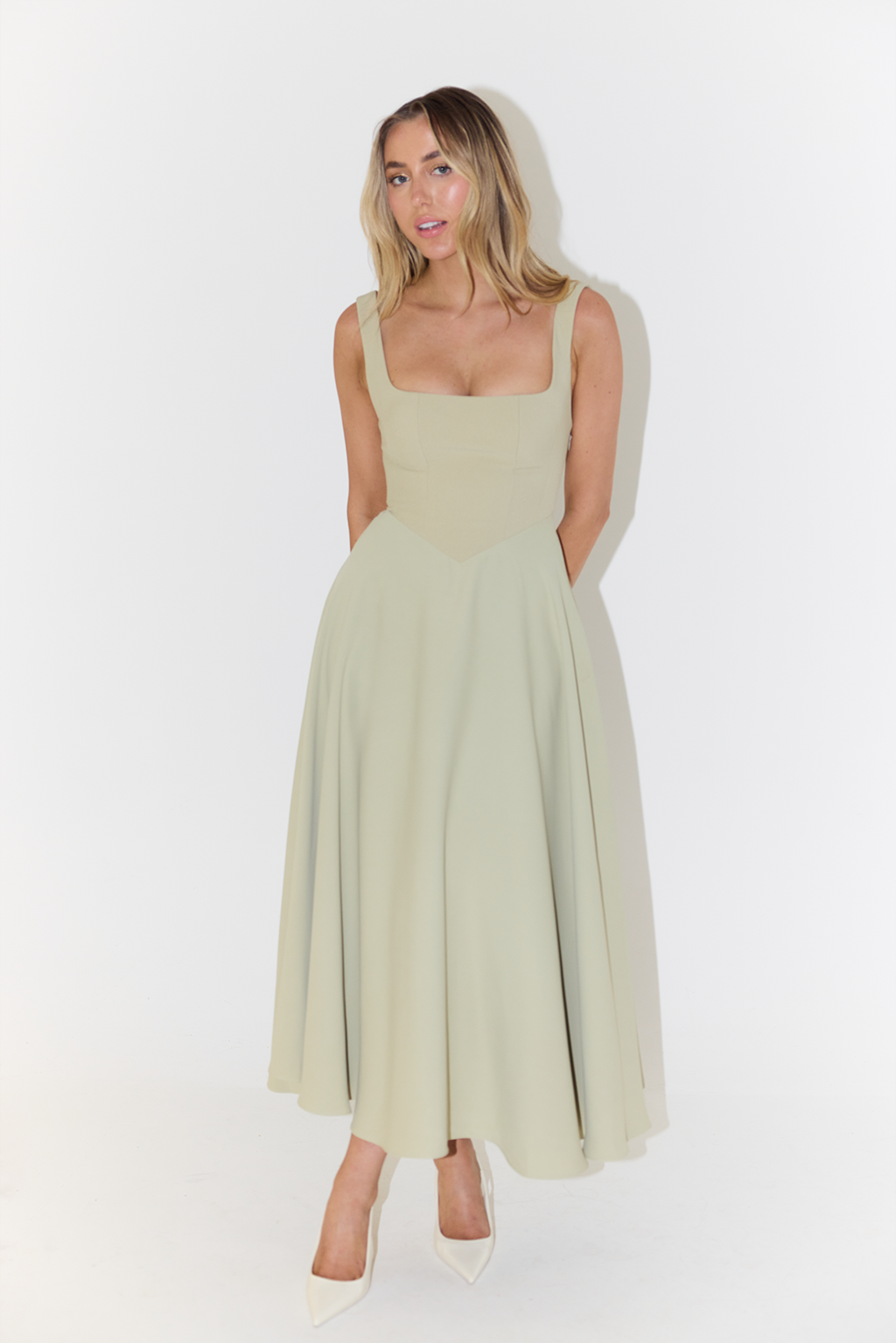 Elowyn | Women's Elegant Square Neck Midi Dress