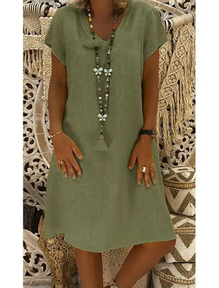 Thea V-Neck Short-Sleeve Shift Dress in Green