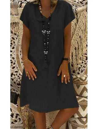 Thea V-Neck Short-Sleeve Shift Dress in Black